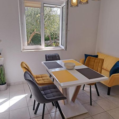 La Petite Maison Сплітська Екстер'єр фото