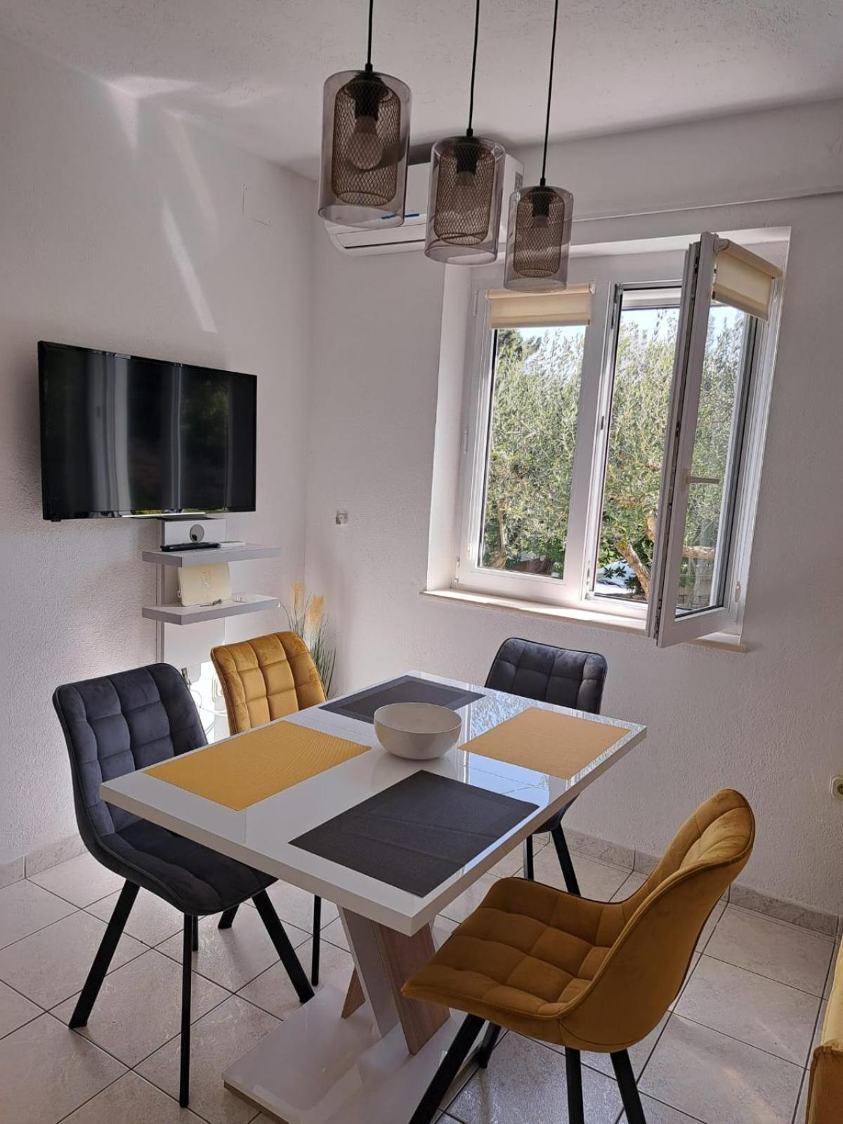 La Petite Maison Сплітська Екстер'єр фото